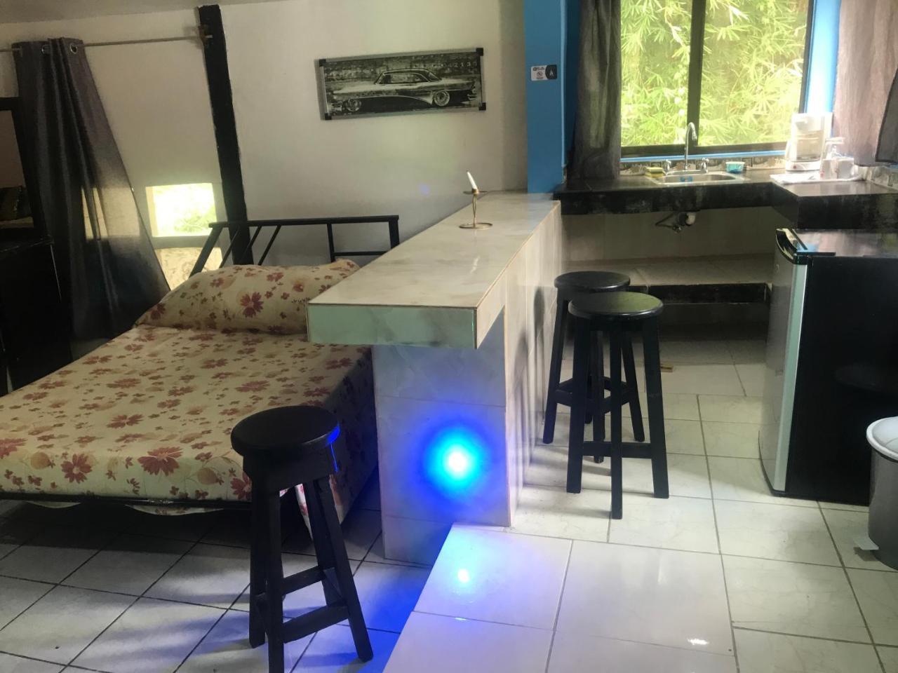 Hotel Cabinas Cafe Del Mar Nationalpark Nationalpark Manuel Antonio Exterior foto